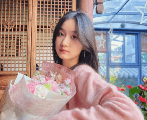 怎么开通皇冠信用网口_48岁赵薇“女儿”被全网“禁止整容”怎么开通皇冠信用网口，如今17岁变化太大，不敢认