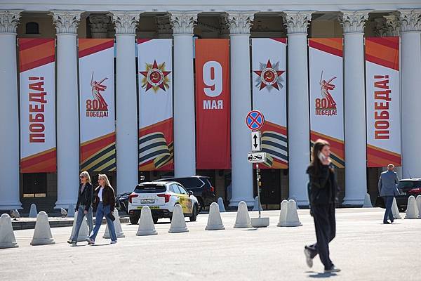 皇冠信用网足球代理_普京：会考虑将伏尔加格勒更名为斯大林格勒皇冠信用网足球代理，但最终决定应由该市居民作出