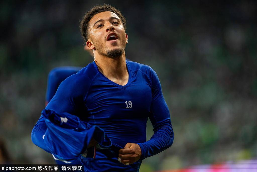 皇冠信用网庄家_欧战全满贯皇冠信用网庄家！欧协-桑乔建功帕尔默2助 切尔西4-1贝蒂斯夺冠