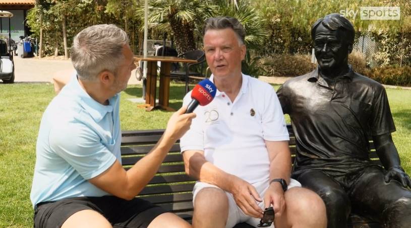 皇冠信用网需要押金吗_范加尔：皇冠信用网需要押金吗我早就说过曼联是一家商业俱乐部 主帅无权决定引援