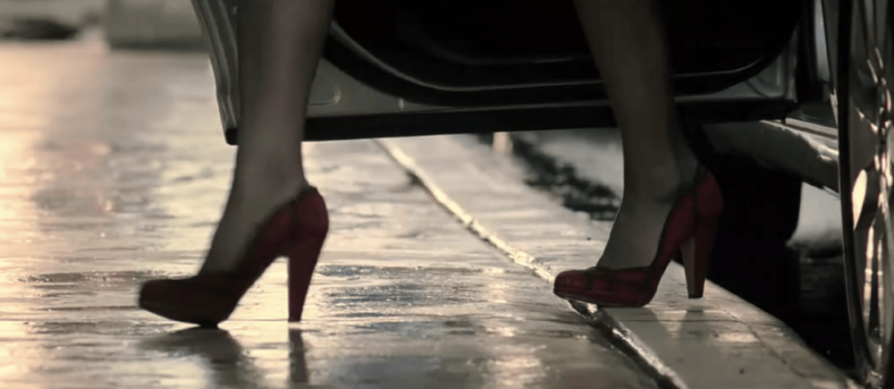 皇冠信用盘注册开户_年轻人正在用丑鞋踹翻全世界