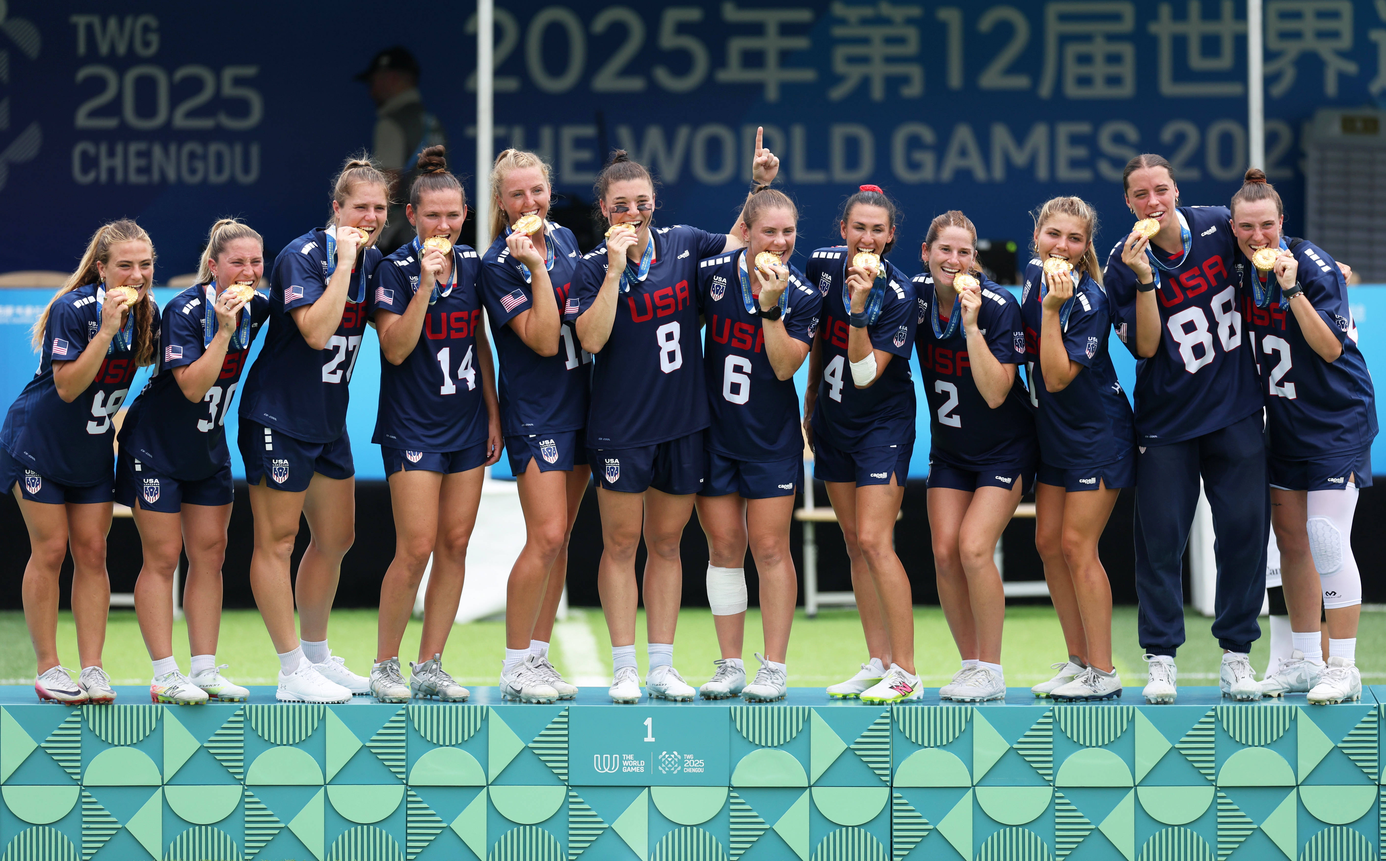 皇冠信用網开户_（成都世运会）棍网球——美国队夺得女子金牌