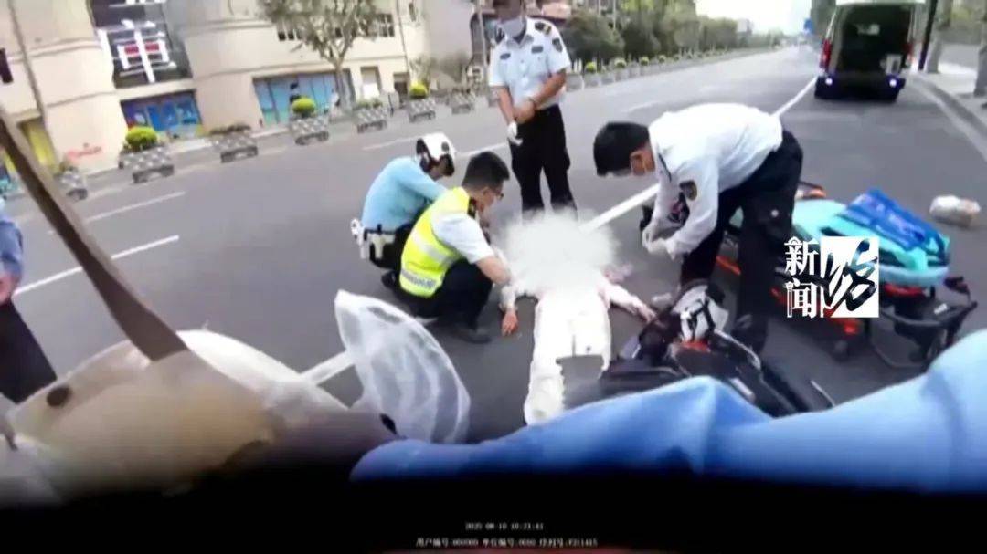 皇冠信用盘账号
_上海街头一女子突然倒地皇冠信用盘账号
，满脸是血！很多人用过，已致多起意外！赶快赶快