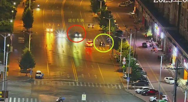 皇冠信用网怎么代理
_向前一横!辽P0952警皇冠信用网怎么代理
,救下5个孩子