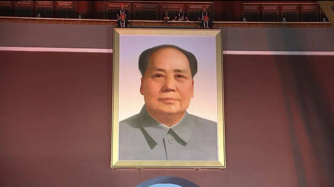 兰讷斯vs哥本哈根_天安门城楼毛主席画像“换新”