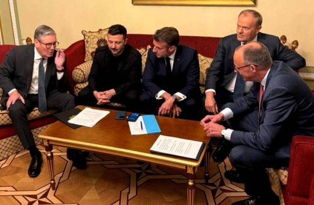 皇冠信用網可以占几成
_普京拒绝后皇冠信用網可以占几成
，特朗普叫停普特会！12国倒戈，泽连斯基决定停火？