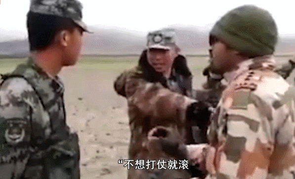 棒球
_祁团长：“放你X的狗屁棒球
！不想打仗就滚！”这才是最过瘾的脏话