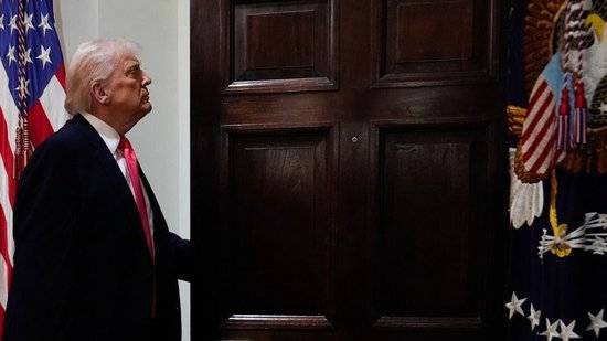 那不勒斯足球
_特朗普5小时狂发150条帖子那不勒斯足球
，被民主党人嘲讽“精神状态不好”