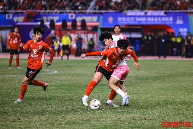 体育皇冠信用网_太刺激体育皇冠信用网!湘超两场半决赛均上演点球大战 “黑马”永州队将与“粉色闪电”常德队最终对决