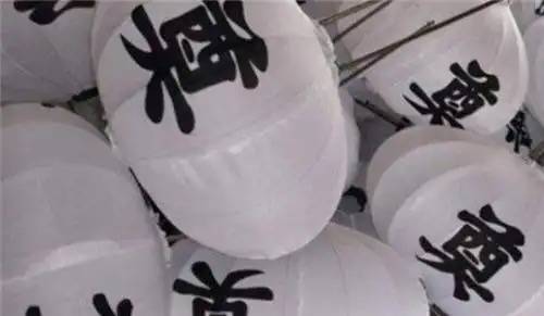 hga050皇冠手机登入_江苏女子称奶奶去世公司不批假还被逼离职hga050皇冠手机登入,公司法人回应:“上班摸鱼,害群之马!”