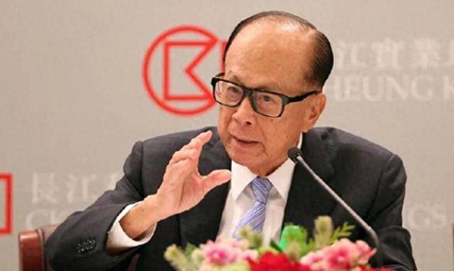 皇冠信用网怎么申请_巴拿马强闯港口办公区皇冠信用网怎么申请，驱逐中企员工，彻底接管长和港口，一点后路都不留！